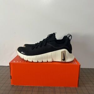 Nike Free Metcon 6 ‘Black Coconut Milk Gum’